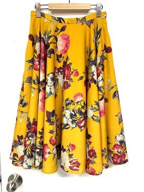 Myrtlewood Yellow Floral Swing Midi Skirt Womens Small circle Aline Flowy